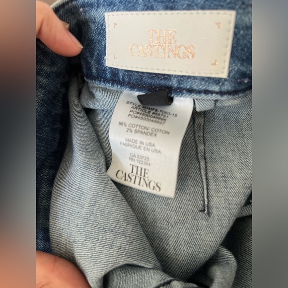 Aritzia The Casting Denim Pencil Skirt - Picture 7 of 8